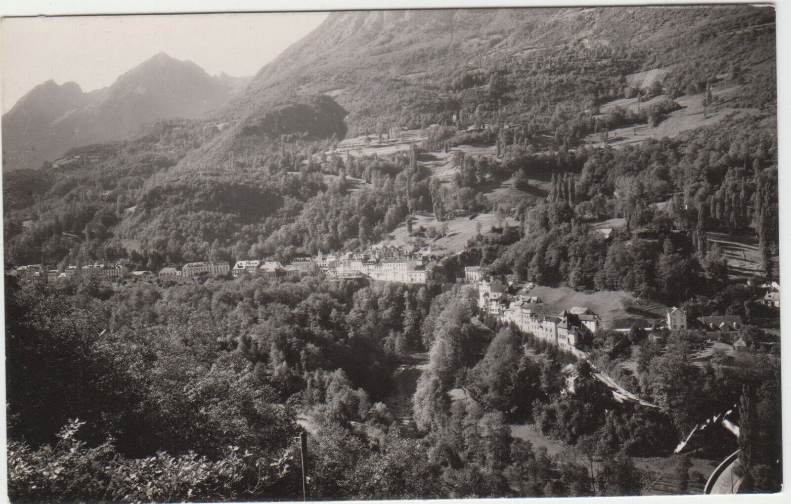 CARTE POSTALE SAINT SAUVEUR VUE GENERALE AU FOND LE VISCOS 401917950258