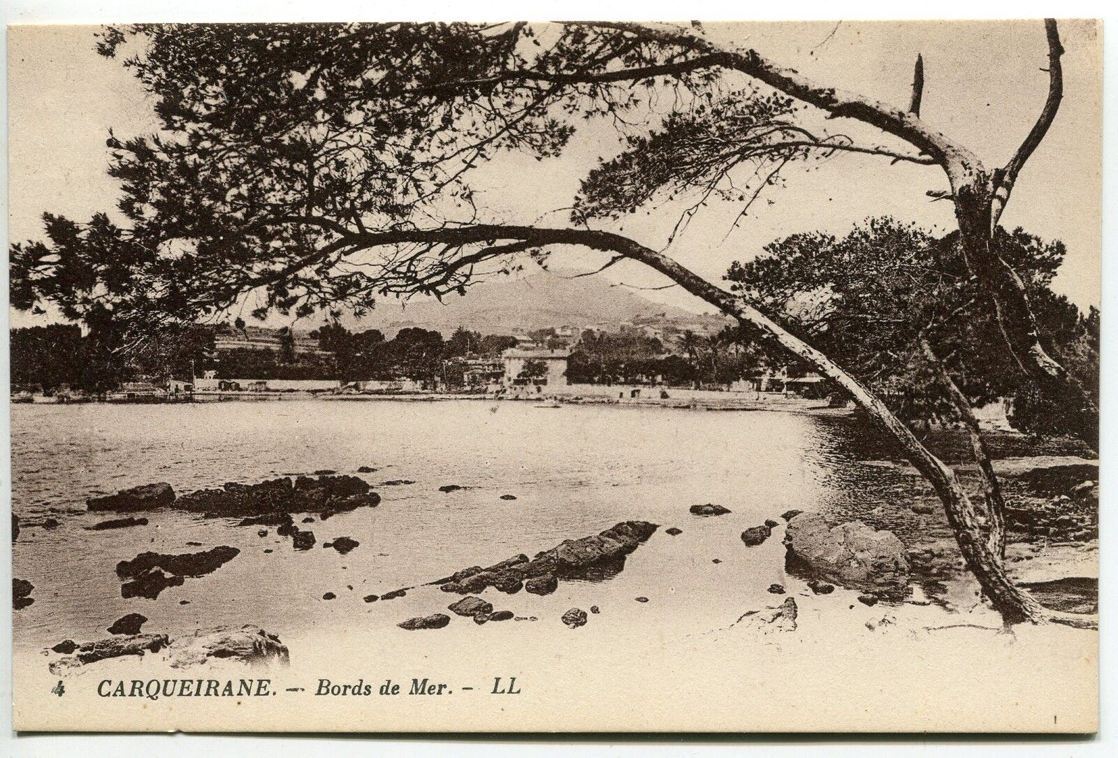 CARTE POSTALE CARQUEIRANE BORDS DE MER 400626070039