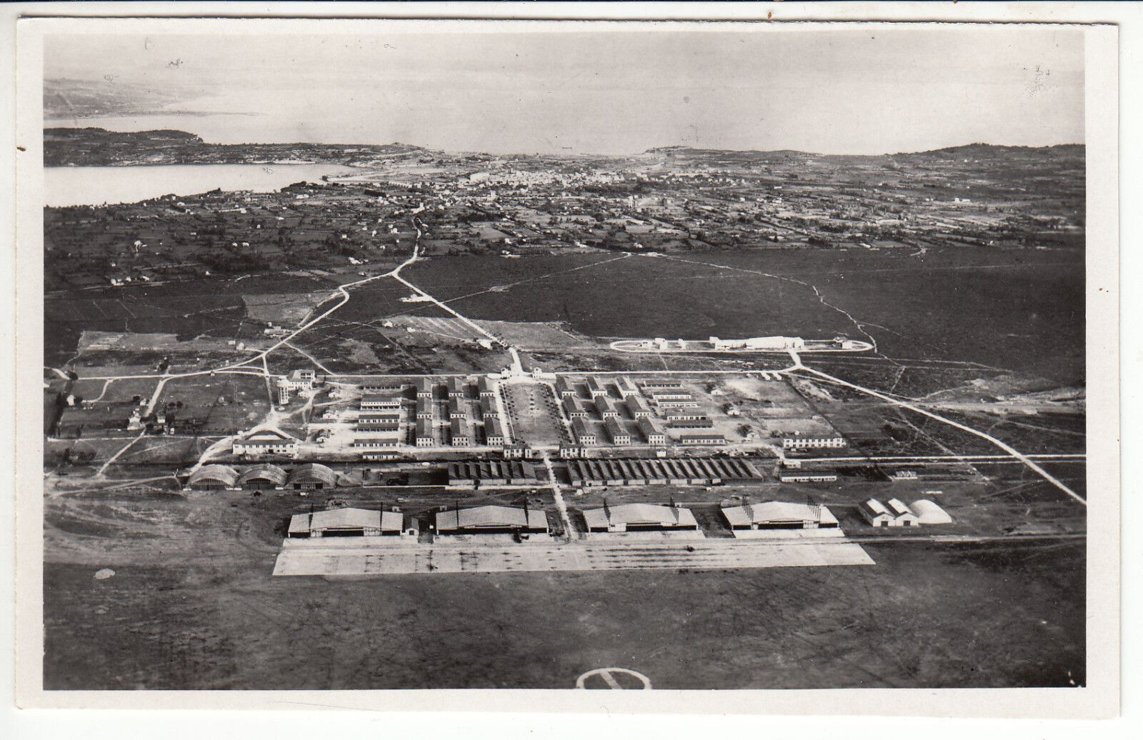 CARTE POSTALE ISTRES AVIATION VUE GENERALE DU CAMP 122303008909