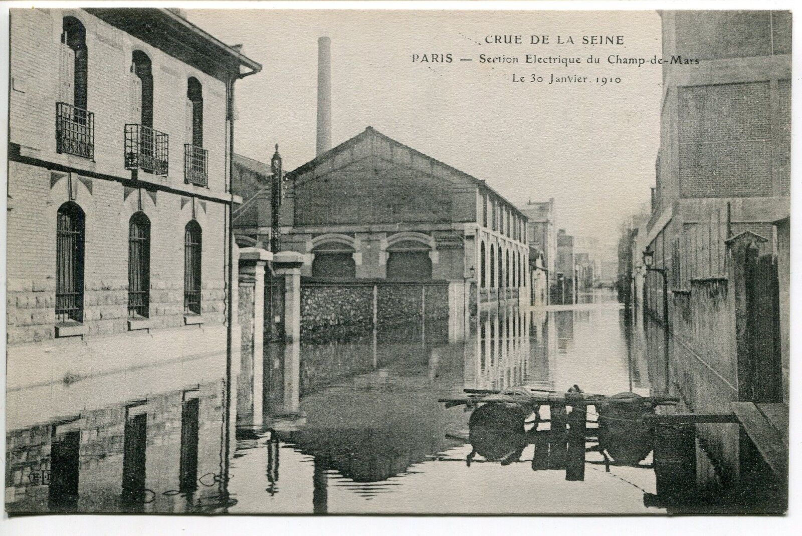 CARTE POSTALE PARIS CRUE DE LA SEINE SECTION ELECTRIQUE DU CHAMPS DE MARS 400736711179