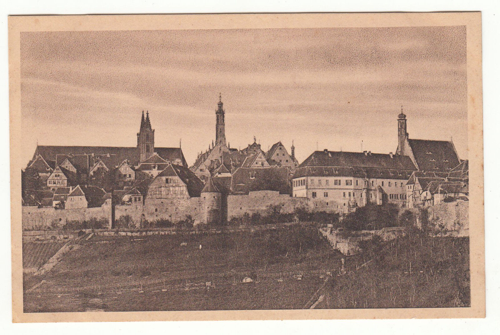 CARTE POSTALE POFTKARTE ALLEMAGNE ROTHENBURG O D TAUBER BLID AUF DIE STADT 123448058919