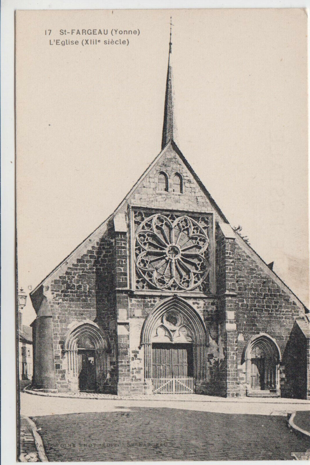 CARTE POSTALE SAINT FARGEAU YONNE L EGLISE 401917962229