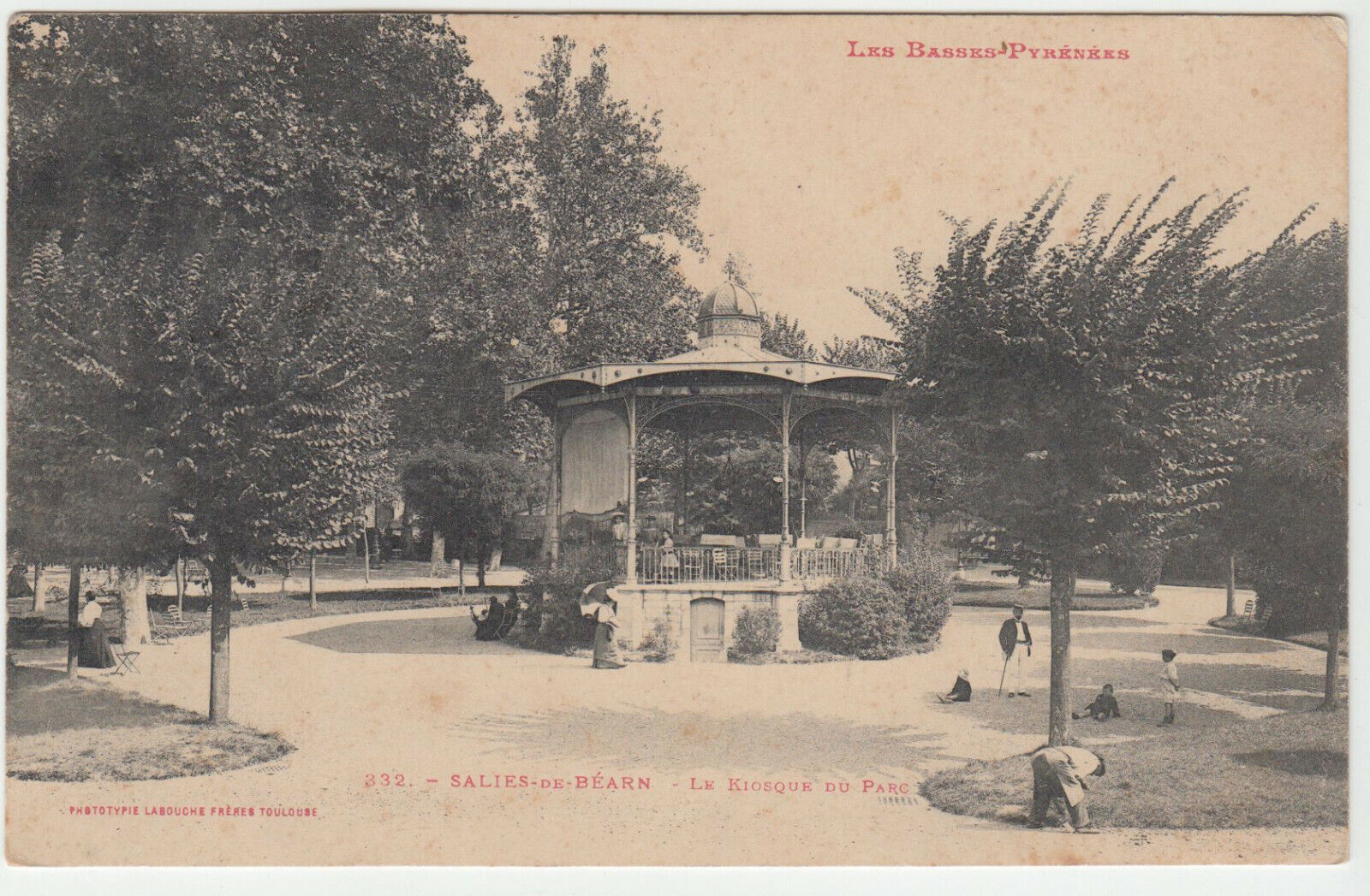 CARTE POSTALE SALIES DE BEARN LE KIOSQUE DU PARC 402105851619