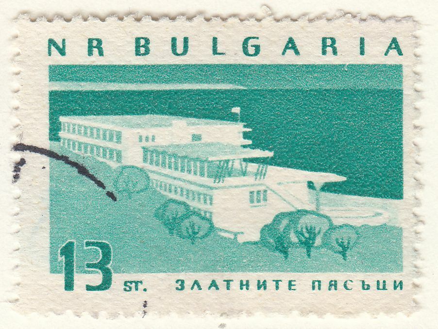 TIMBRE BULGARIE OBL N 1188 PAYSAGE COTES DE LA MER NOIRE HOTEL 402040640239